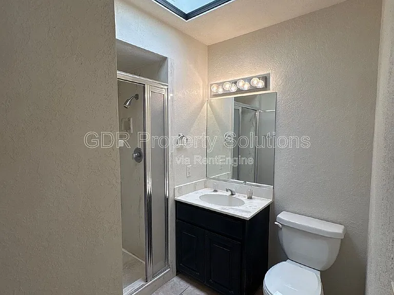 5828 Elmwood Dr NE — Photo 19