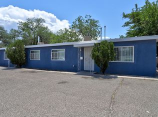 420 Alcazar St SE, Albuquerque, NM 87108