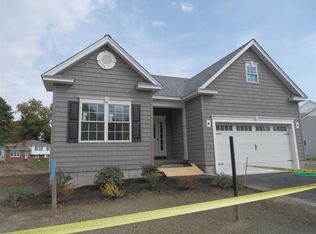 17 Paddock Cir, Salem, NH 03079