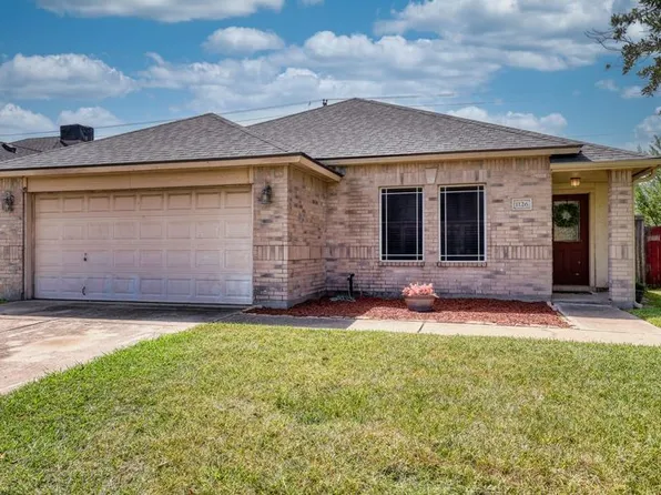 1126 Cupertino St, Portland, TX 78374