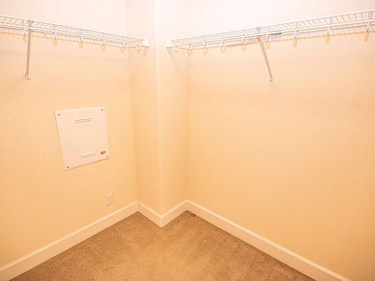 2744 Valley Oak Pl — Photo 18