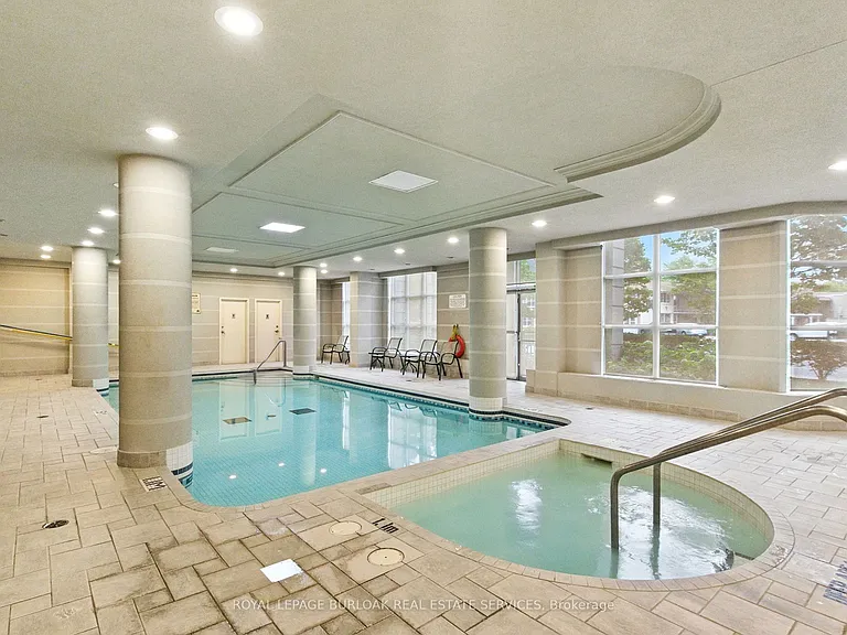 442 Maple Ave #7 — Photo 36