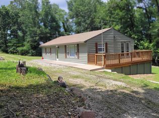 479 Applewood Dr, Edwards, MO 65326