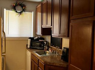 3911 1st St SE APT 103, Washington, DC 20032