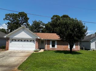 2661 Adriaan Ct, Shalimar, FL 32579