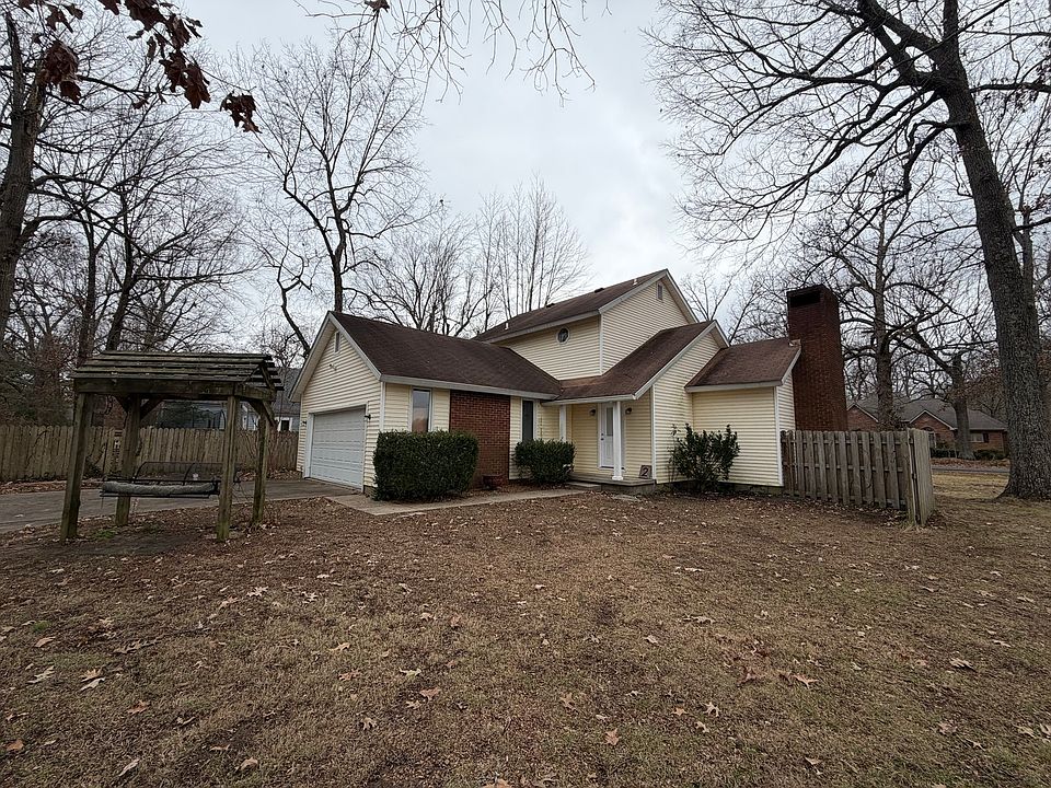 1st image of 2 Hickory Ln