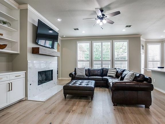 3rd image of 1516 Hunters Creek Dr