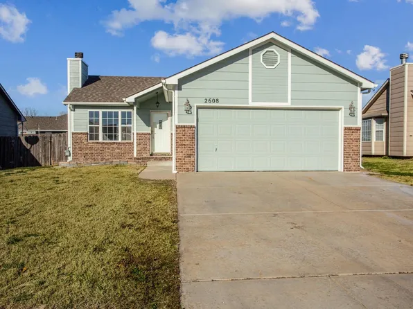 2608 E Cambridge St, Wichita, KS 67219