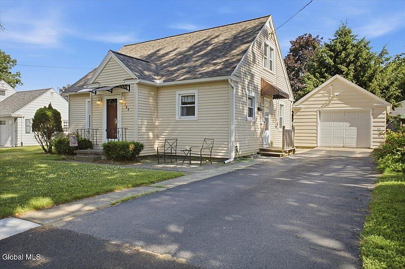 2nd image of 160 Sanford Street