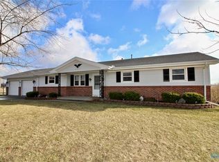 14518 Wayne Rd, Pemberville, OH 43450