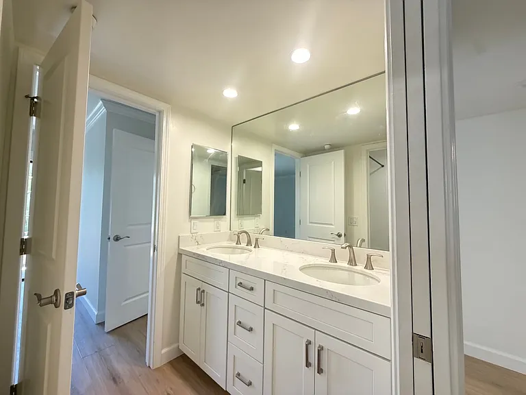550 Orange Ave #328 — Photo 8