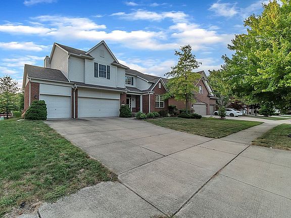 5th image of 17011 Algonquin Dr