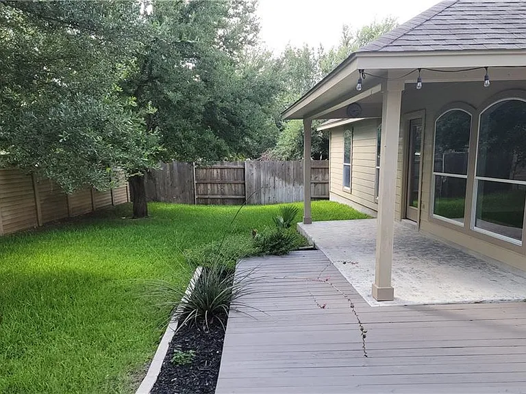 2833 Checker Dr — Photo 21