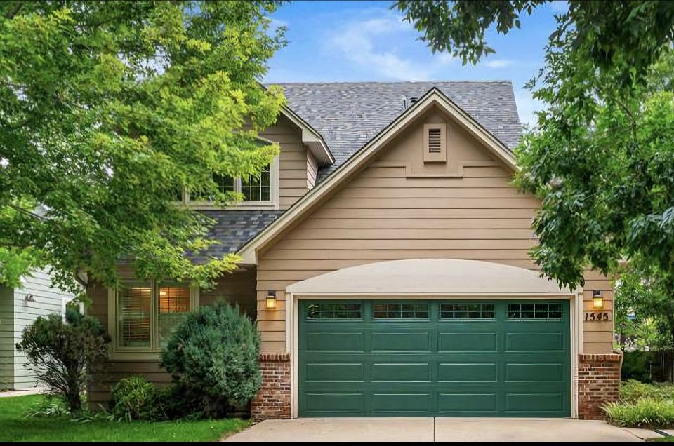 1st image of 1545 Lodge Ln #1