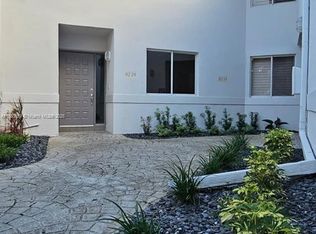 9220 NW 9th Pl #1, Fort Lauderdale, FL 33324