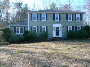 16 Whitman Dr, Fremont, NH 03044