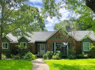 5043 Lymbar Dr, Houston, TX 77096