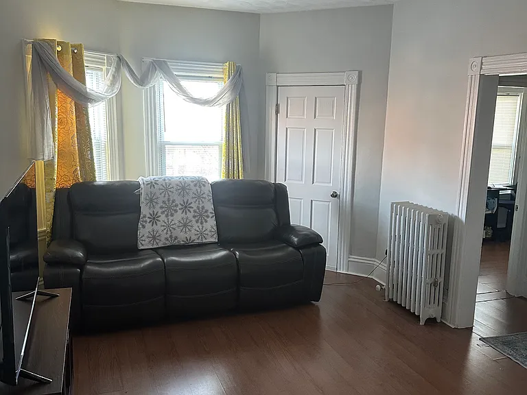 15-17 Gladstone St #2 — Photo 8