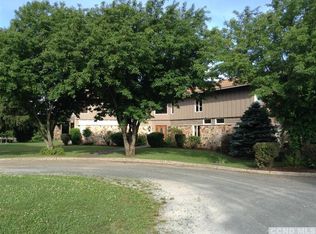 203 Hollow Rd, Stuyvesant, NY 12173