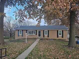 1507 Lake Rd, Liberty, MO 64068