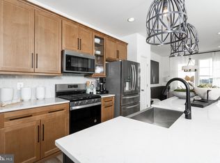 626 Newbury St, Charles Town, WV 25414