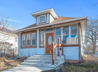 2106 Queen Ave N, Minneapolis, MN 55411