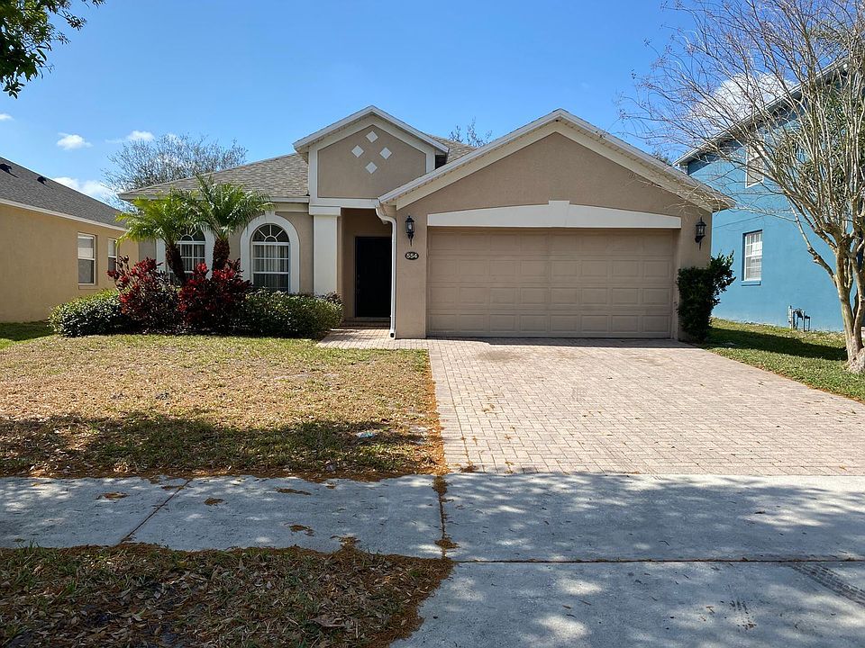 1st image of 554 Groves End Ln