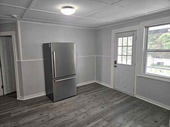 2nd image of 79 Cross St #2R