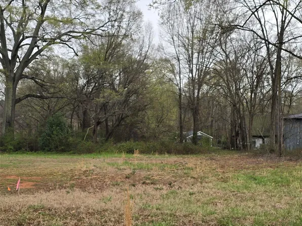 1205 Pine St, Kannapolis, NC 28081