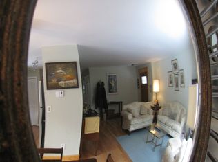 21 Oriole Ct, Saratoga Springs, NY 12866