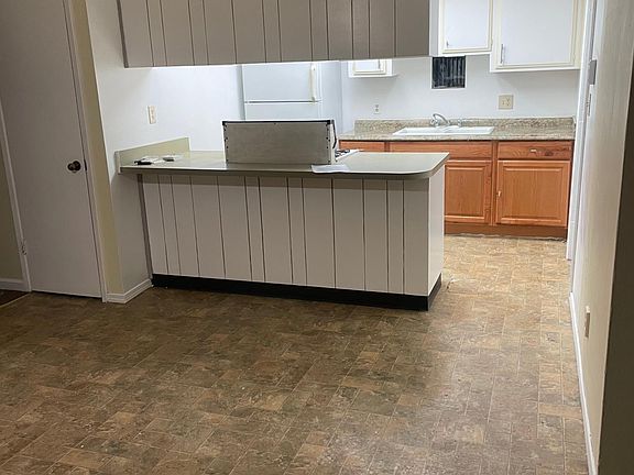 3rd image of 8924 San Pasqual Way