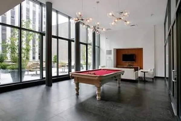 Rented by Platinvm Property Group New York | media 6
