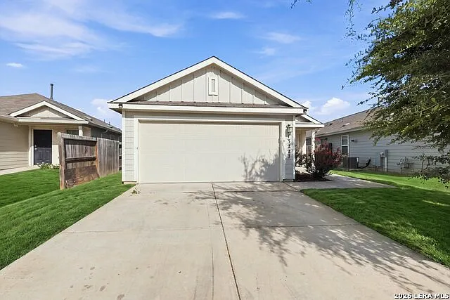 13227 Ashworth Blvd — Photo 3