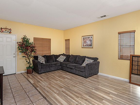 3rd image of 5301 E Avenue S4
