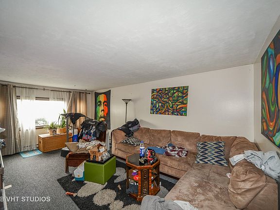 4th image of 8248 W Forest Preserve Ave