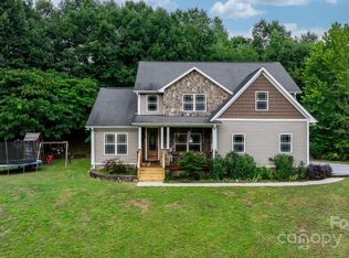 30 Glenhaven Dr, Marion, NC 28752
