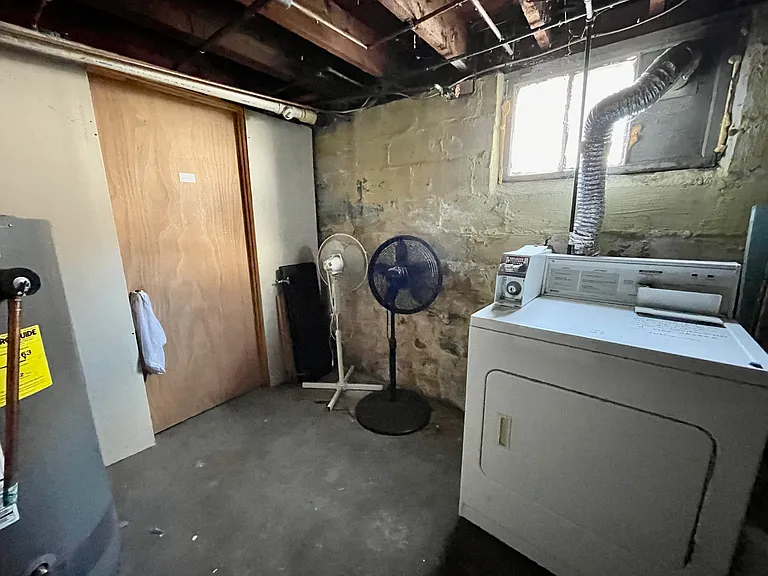 14 Allen St #2 — Photo 13