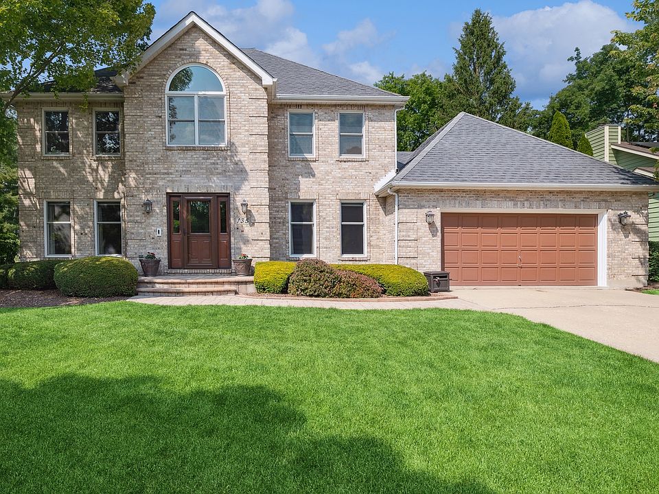 1st image of 135 Parker Dr