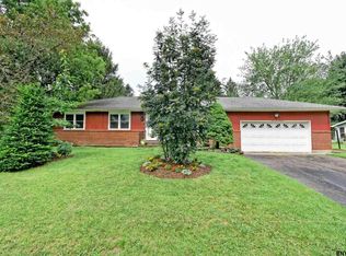 2313 Old Post Rd N, Castleton, NY 12033