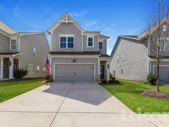 132 E Ridge Way, Woodstock, GA 30188