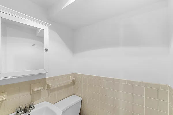 Rented by REAL New York | media 11