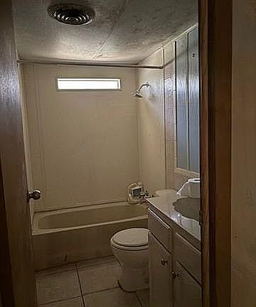 2nd image of 4436 Lombardo Ave