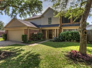 3904 Elmwood Dr, Pearland, TX 77584