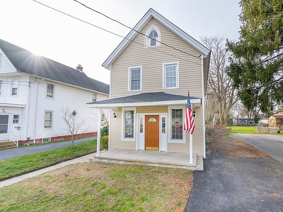 2nd image of 305 Weiner Ave
