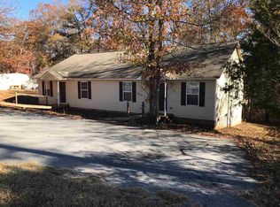16017 S Radio Station Rd #B, Seneca, SC 29678
