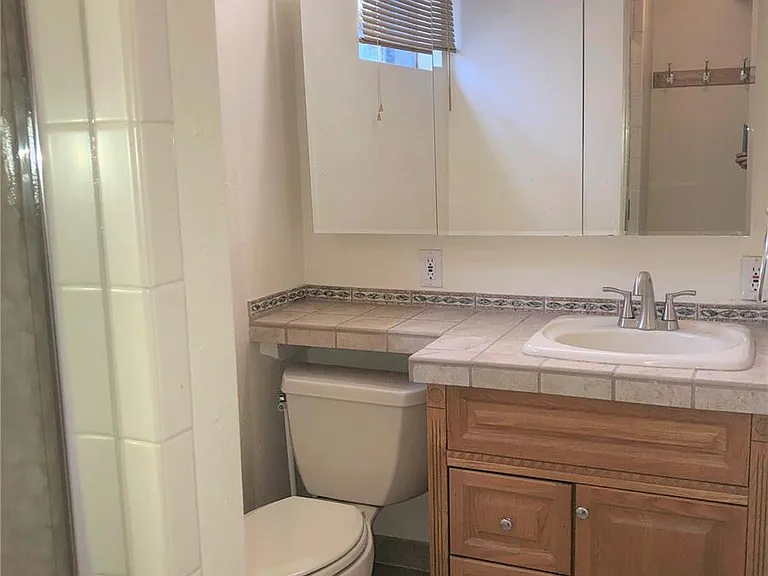 7896 E Jefferson Pl — Photo 10