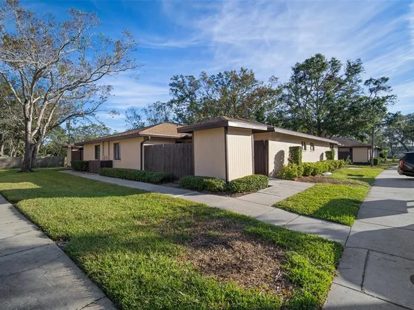 8482 60th St N #802, Pinellas Park, FL 33781