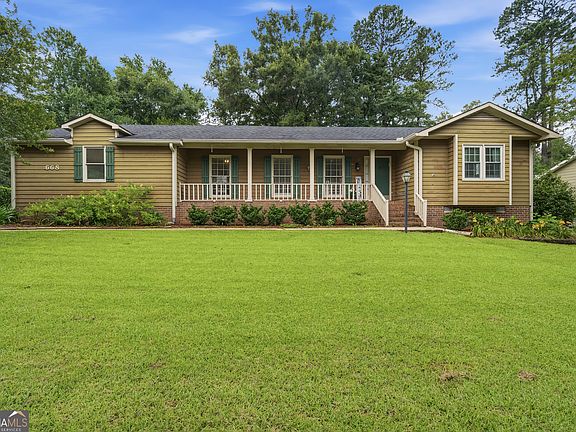 2nd image of 668 Summerwind Dr