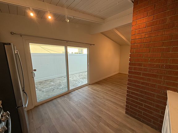 4th image of 578 Brossard Dr