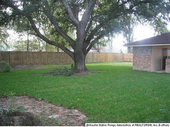 2nd image of 2126 Sprucewood Dr